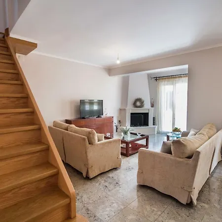 La Strada City House Apartment